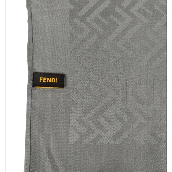 🧧 Fendi Zucca Silk & Cashmere Shawl🎗+GIFT(copy) - Picture 4 of 16